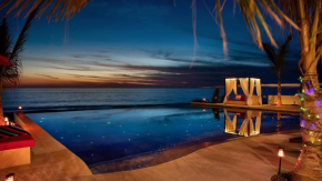 Casablanca Beachfront Villa in Pescadero